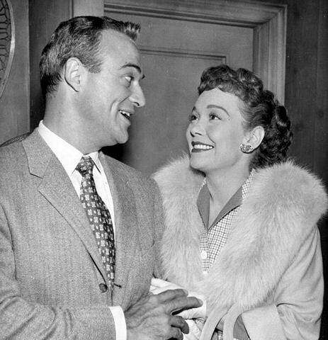 Between 1956 en 1957 Dobkin guested four times in the TV-series "Jane Wyman Presents the Fireside Theatre" (aka "The Jane Wyman Show"). In the episode "The Past Is Always Present" (NBC, Apr 17. 1956) Larry and Jane Wyman are honeymooners, when Jane learns by chance that her husband had been tried for the murder of his first wife.