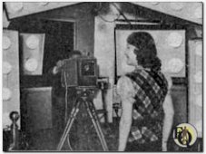 "Miss Television 1938" poserend voor een camera - let op het aantal lampen die werden gebruikt! 