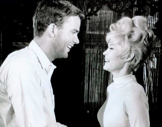 Jim Hutton and Dorothy Provine in "Who's minding the mint?" (1967).