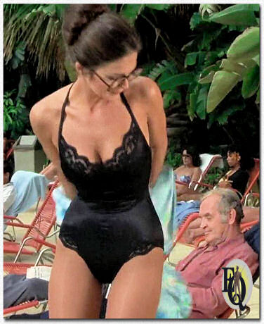 Lynda Carter in "Wonder Woman" ("Knockout", CBS, Oct 14. 1977) and, 'easily missed', Arch Johnson to her right...