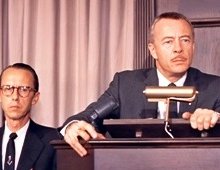 Olan Soule as Assistant Auctioneer and Les Tremayne as Auctioneer in "North by Northwest" (1959) Back in 30s it was Olan who went on to do the "First Nighter" series which made Tremayne famous....