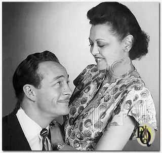 Alice Reinheart and Les Tremayne are MBS's detectives Abbott. (1946-47).