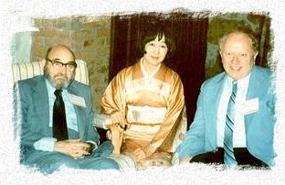Fred Dannay, Japanse mystery writer Shizuko Natsuki and Edward D.Hoch at the 3rd Crime Writers International Congress in Stockholm, Sweden, in June 1981. Photo Courtesy Edward D.Hoch.