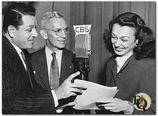 Warren Hull, Parks Johnson (When the Vox Poppers were armchair detectives) and Charlotte Keane before the CBS mike, (Aug 21. 1946).