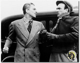 Ronald Reagan getting into a fight with Elliott Sullivan in Accidents will happen (1938)